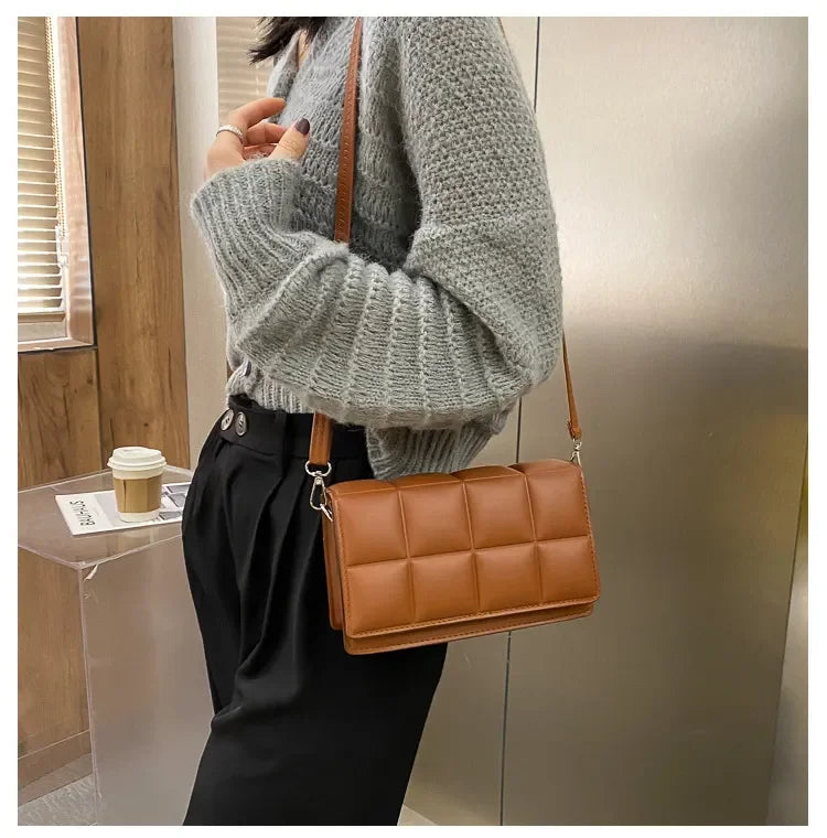 Handbag with premium leather
